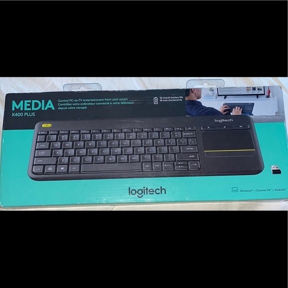 Logitech Other - COPY - 🎄 Logitech K400 Plus🎄